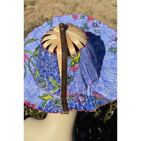VTG Collapsible Bamboo Travel Hat Folding Packable Sun Hat Blue Floral Batik - Picture 10 of 11